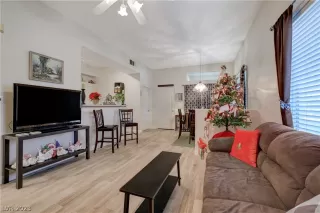 Photo #1: 2462953 Listing