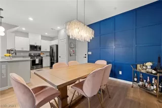 Photo #3: 2462954 Listing 