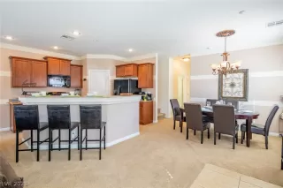 Photo #3: 2462955 Listing 