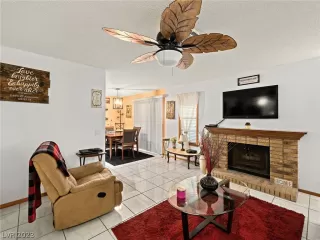 Photo #2: 2462973 Listing 
