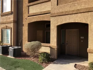 Photo #2: 2463197 Listing 