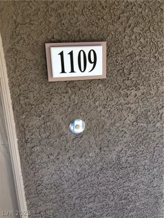 Photo #4: 2463197 Listing 