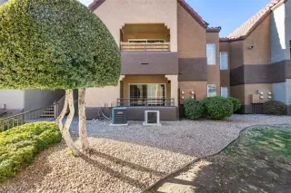 Photo #1: 2463238 Listing 