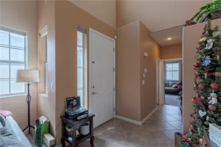 Photo #2: 2463243 Listing 