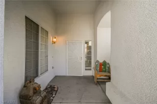 Photo #3: 2463259 Listing