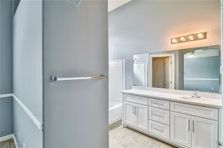 Photo #2: 2463434 Listing 