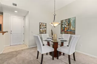 Photo #6: 2463533 Listing 