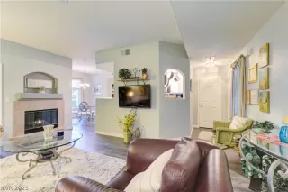 Photo #1: 2463540 Listing 