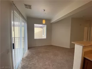 Photo #2: 2463549 Listing 