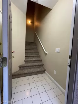 Photo #4: 2463595 Listing 