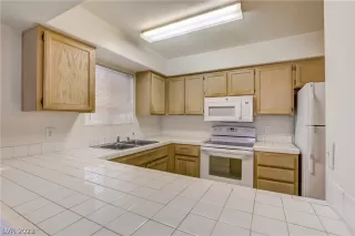 Photo #1: 2463626 Listing