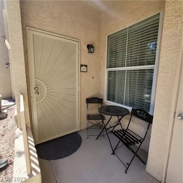 MLS: 2463642 Condo For Sale