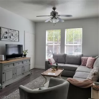 Photo #1: 2463642 Listing