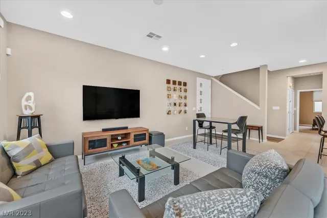 MLS: 2463695 Condo For Sale