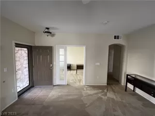 Photo #3: 2463786 Listing 