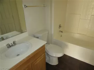 Photo #5: 2463804 Listing 