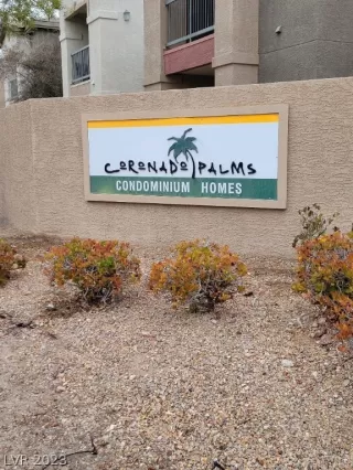 Photo #3: 2463824 Listing