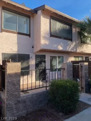 Photo #6: 2463910 Listing