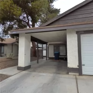 Photo #1: 2463921 Listing 