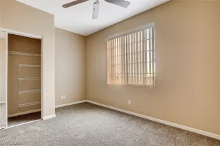 Photo #5: 2463981 Listing 