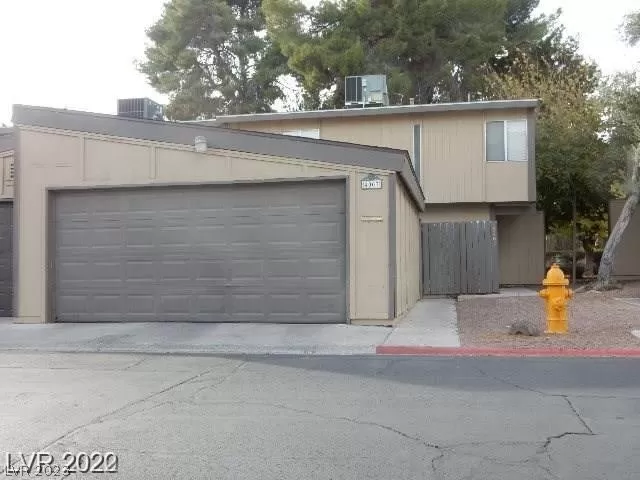 MLS: 2464024 Condo For Sale