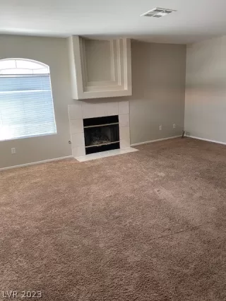 Photo #3: 2464030 Listing