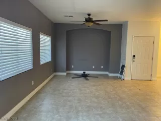 Photo #3: 2464044 Listing 