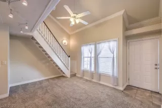 Photo #4: 2464056 Listing 