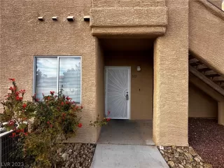 Photo #1: 2464062 Listing 
