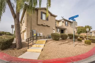 Photo #1: 2464078 Listing