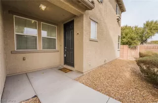 Photo #2: 2464078 Listing