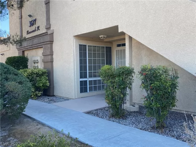 MLS: 2464089 Condo For Sale