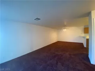 Photo #4: 2464089 Listing 