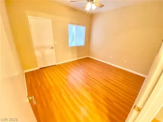 Photo #1: 2464112 Listing 