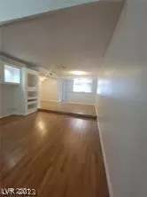 Photo #4: 2464117 Listing 