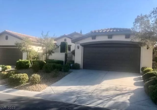 MLS: 2464125 Condo For Sale