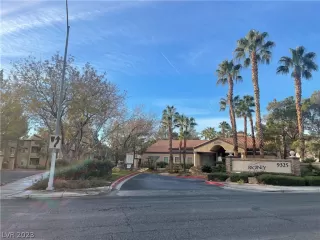 Photo #1: 2464139 Listing 