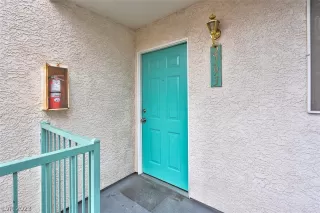 Photo #1: 2464142 Listing