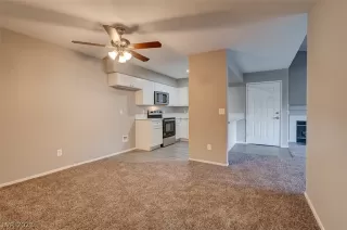 Photo #6: 2464142 Listing