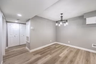 Photo #5: 2464150 Listing