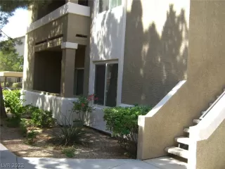 Photo #2: 2464162 Listing 