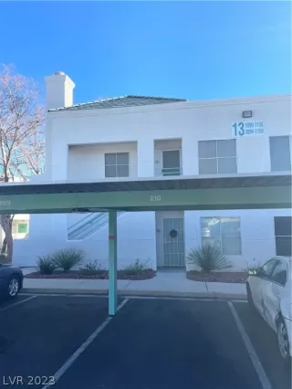 Photo #2: 2464258 Listing