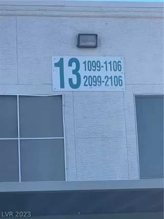 Photo #3: 2464258 Listing