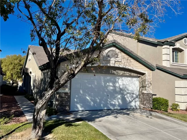 MLS: 2464266 Condo For Sale