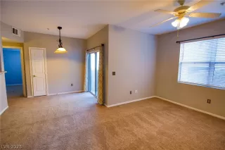 Photo #2: 2464281 Listing