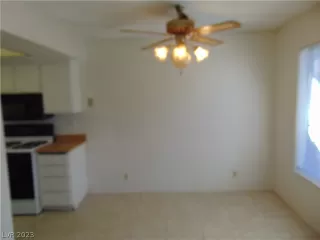 Photo #6: 2464283 Listing 