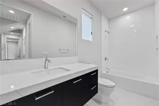 Photo #6: 2464292 Listing 