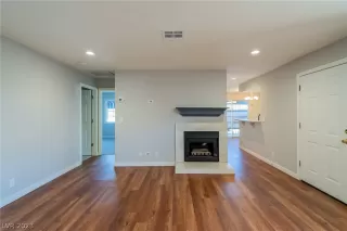 Photo #1: 2464318 Listing 