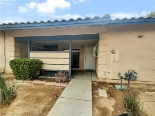 Photo #2: 2464318 Listing 