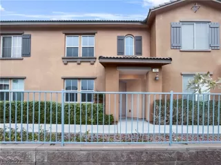 Photo #1: 2464355 Listing 